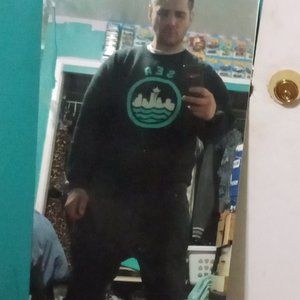 Casual Industry's size m sweatshirt